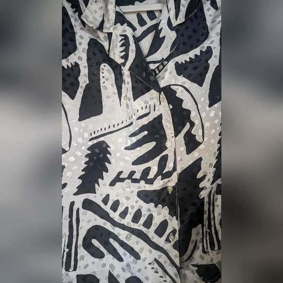 Vintage 80s blank/white funky print button up shirt sleeve blouse - Picture 3 of 7